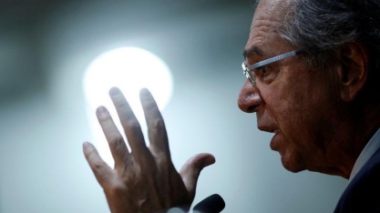 'Qual é o problema se energia ficar um pouco mais cara?', pergunta Guedes