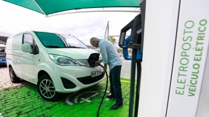 Plano para eletrificação de carros pode atrair R$ 150 bi em investimentos