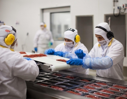 Brasil bate recorde de exportação de carne bovina em agosto