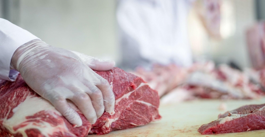 Argentina retomará exportações de carne à China após suspensão de limites