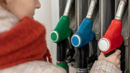 Franceses correm para etanol diante da disparada do preço da gasolina