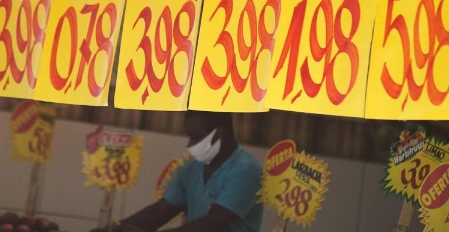 Preços recuam em outubro, mas ainda estão em patamar elevado