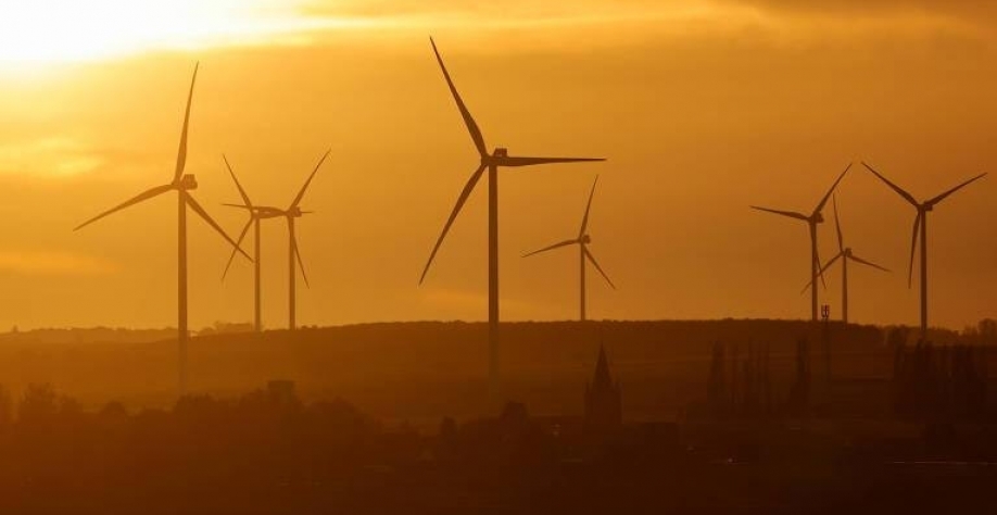 Legenda: Turbinas de geração de energia eólica em Inchy-en-Artois, França - Pascal Rossignol - 1.nov.2021/Reuters