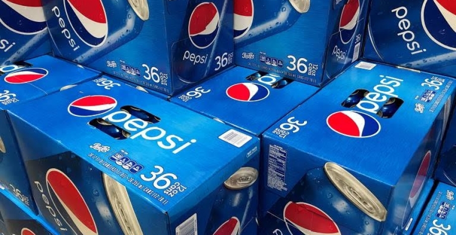 Legenda: Caixas de Pepsi à venda em loja em Carlsbad, na Califórnia, Estados Unidos - Foto Mike Blake/Reuters