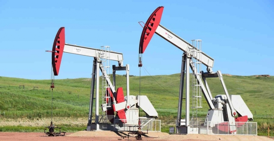 Legenda: Os preços subiram na quarta-feira, com o Brent avançando acima de 90 dólares o barril pela primeira vez em sete anos (Imagem: Pixabay/mhouge)