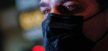 Flávio Bolsonaro assina PEC vista como kamikaze por time de Guedes