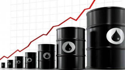 Petróleo passa dos US$ 100 pela 1ª vez em 7 anos após Putin atacar Ucrânia 