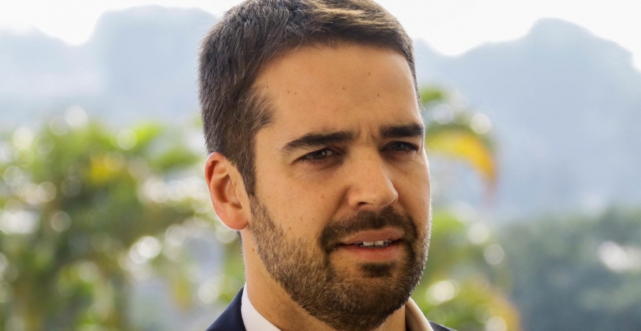 Eduardo Leite tenta atrair investimentos em hidrogênio verde para o RS