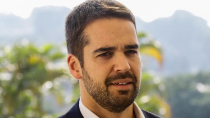 Eduardo Leite tenta atrair investimentos em hidrogênio verde para o RS
