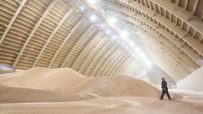Brasil pode enfrentar aperto na oferta de fertilizante por crise na Ucrânia