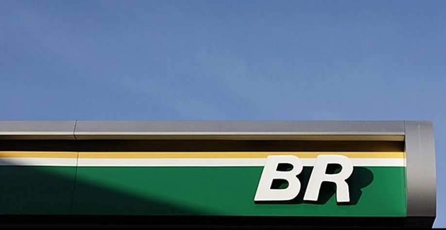 Petrobras perde R$ 14 bi em um ano com política de preços
