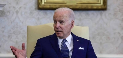 Petróleo sobe para nível de inflação séria; boicote não causa colapso