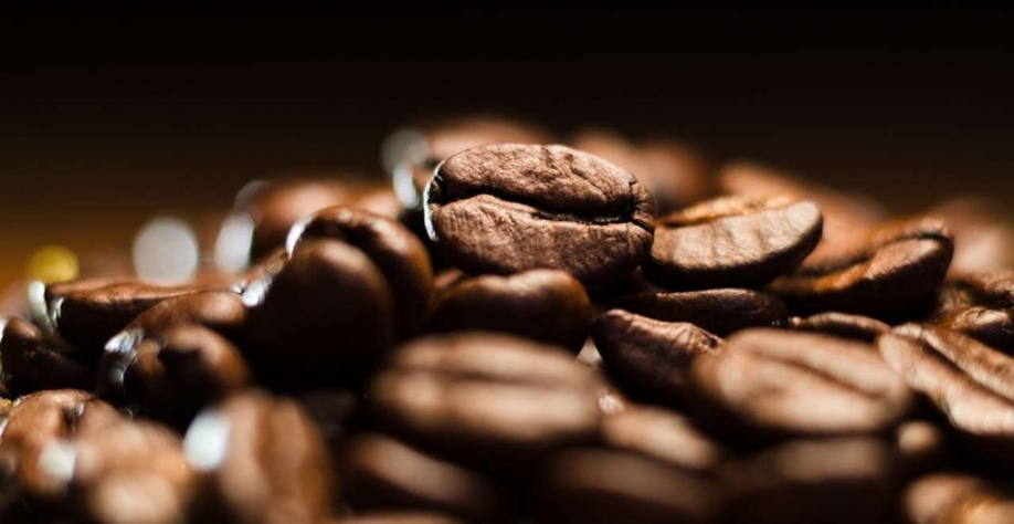 Legenda: Segundo a consultoria, já foram negociadas 50,44 milhões de sacas, considerando uma produção de 56,5 milhões de sacas para a temporada (Imagem: Pixabay/TheoCrazzolara)