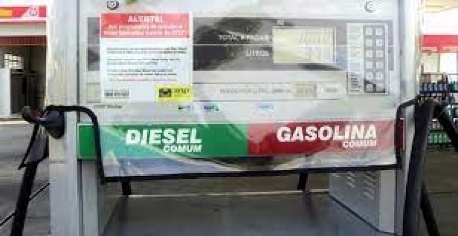 União e estados abrem mão de quase R$ 46 bi em tributos sobre combustíveis 