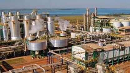 Usinas cancelam contratos de exportação de açúcar; produção vai para etanol