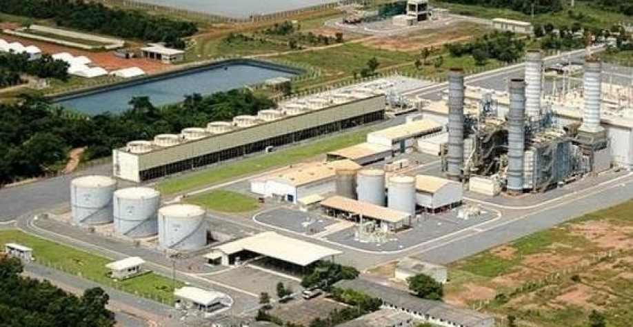 Legenda: Termelétrica Mario Covas; usina inaugurada em 2001 teve autorização para fornecer energia no lugar de projetos novos atrasados - 19.05.19 - Governo do estado do Mato Grosso / Divulgação