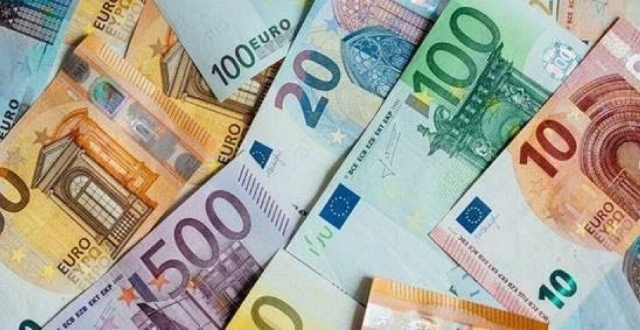Cotação do euro se mantém próxima ao dólar pelo 3º dia seguido