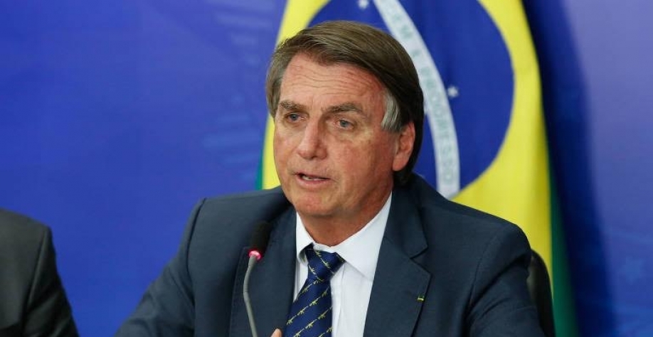 Acordo para comprar diesel da Rússia está quase certo, diz Bolsonaro