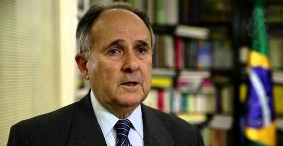 Salvem o agro - Por Cristovam Buarque