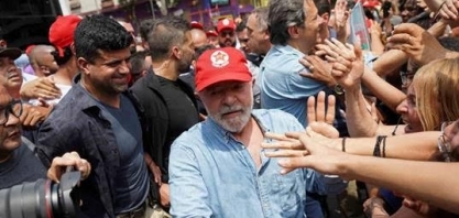 Lula enfrentará turbulência econômica global e força do bolsonarismo