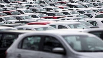 Produção de veículos e vendas recuam em outubro ante setembro, diz Anfavea