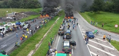 Ministro determina desbloqueio de estradas por apoiadores de Bolsonaro