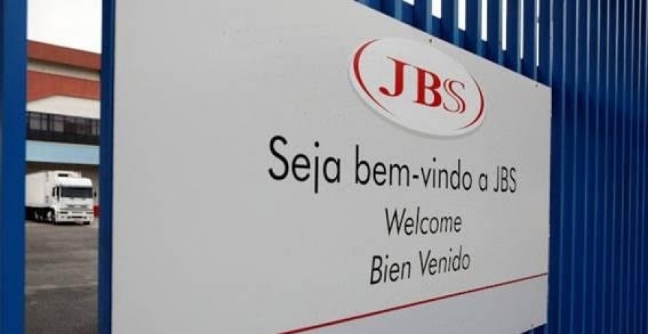 JBS (JBSS3) e Marfrig (MRFG3) emitem mais gás metano que rebanhos de países inteiros, mostra relatório. (Imagem: REUTERS/Paulo Whitaker)