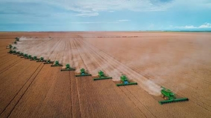 Brasil e EUA têm recordes no agro, mas brasileiros se destacam mais