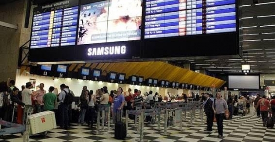 Sindicato dos aeronautas pede recomposição salarial e tem outras exigências Foto: Evelson de Freitas / Estadão