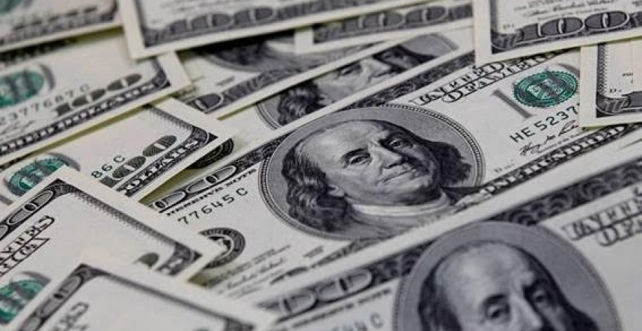 Dólar e Bolsa fecham com altas moderadas após reação de autoridades