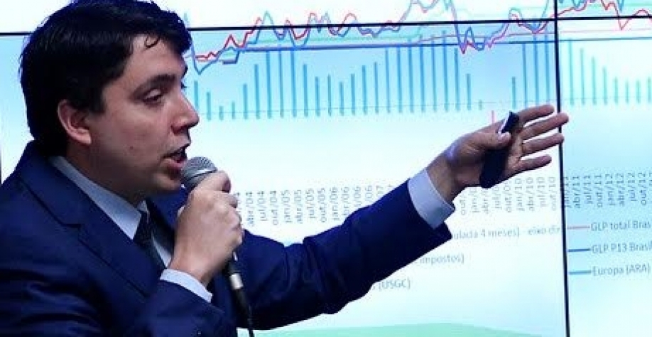 Ligado ao Renovabio, Pietro Mendes é cotado para Secretaria do MME