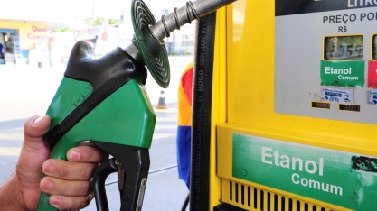 Etanol cai em 17 Estados e na semana; média nacional recua 2,28%