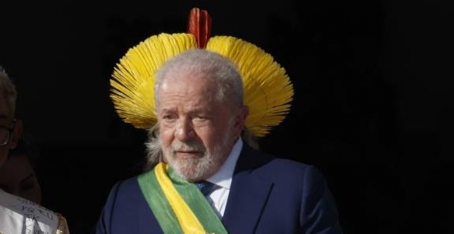 Lula patina em comunicação digital e abre espaço a narrativas de golpistas