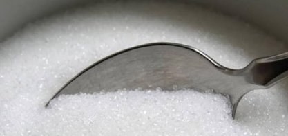 Preços do açúcar bruto devem cair 12% em 2023 com aumento da produção