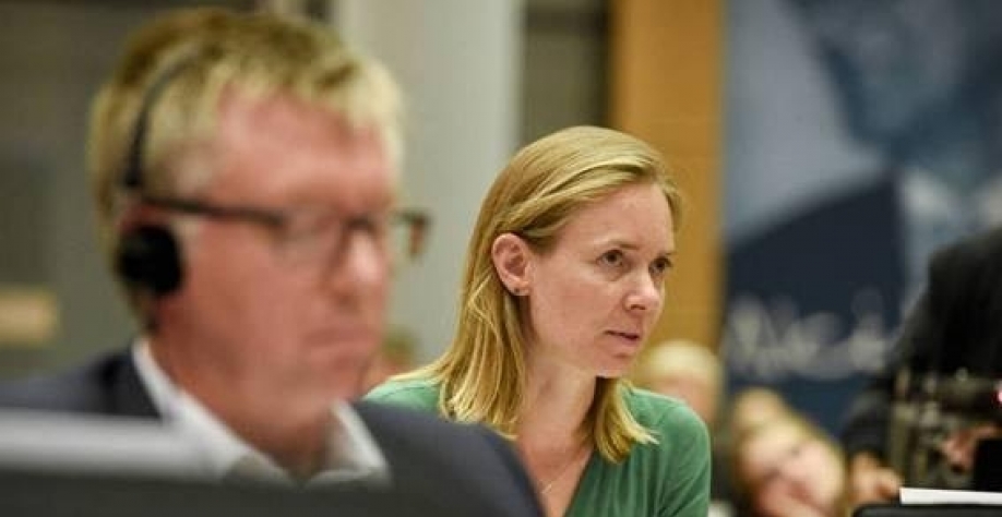 A eurodeputada Anna Cavazzini, do Partido Verde da Alemanha, em plenário - Jean Christophe Verhaegen/União Europeia/Divulgação