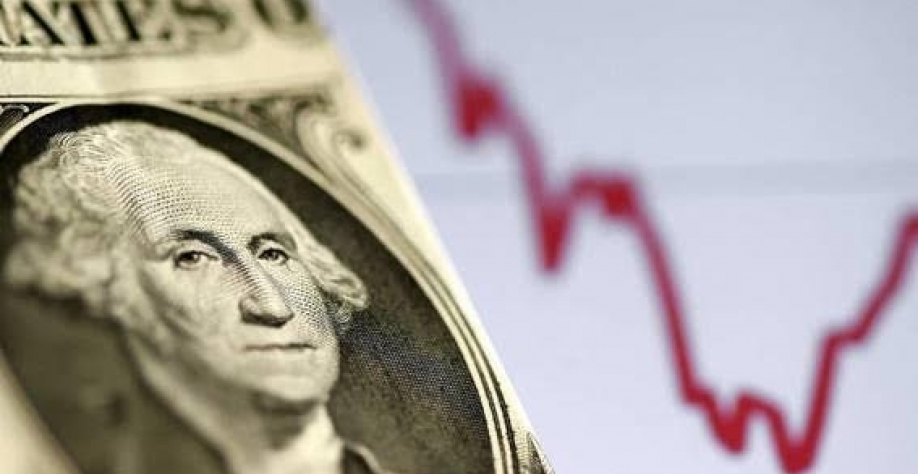 Dólar fecha em baixa de olho no cenário externo e com ajuste técnico antes de feriado - Dado Ruvic - 7.nov.2016/Reuters