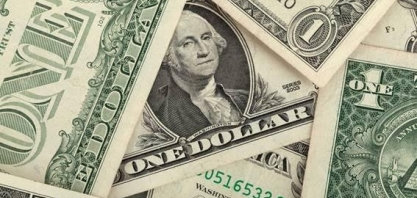 Dólar cai na sessão com exterior e acumula queda de 3,82% em janeiro