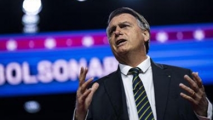  Parece que Bolsonaro continua no Planalto; fala-se mais dele que de Lula