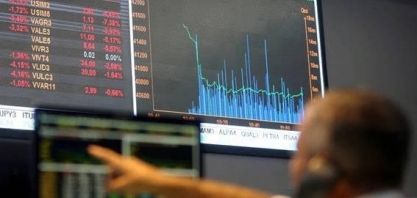 Bolsa sobe e dólar cai com sinais positivos sobre reforma tributária