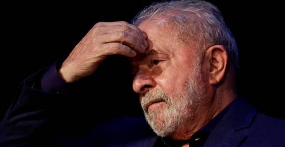  Lula continua a fazer inimigos e piorar negócios