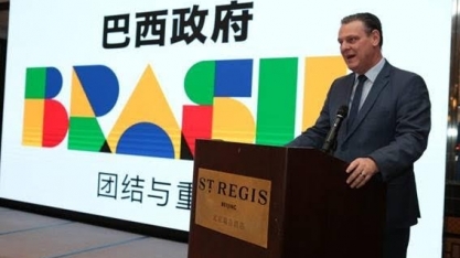 Ministro Fávaro encerra visita à China comemorando resultados