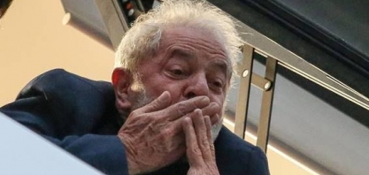 À espera de um novo “triplex” – Por J. R. Guzzo