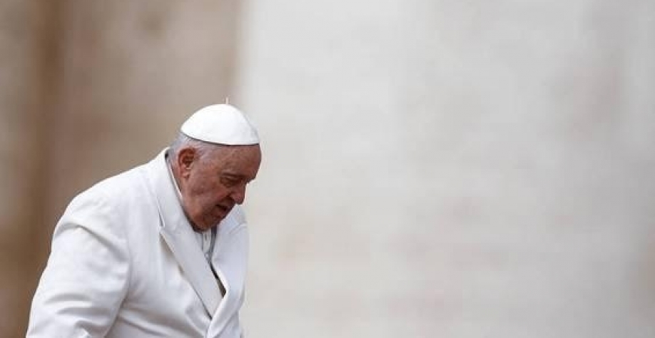 O papa Francisco celebra a missa semanal na praça de São Pedro, no Vaticano - Guglielmo Mangiapane - 29.mar.23-Reuters