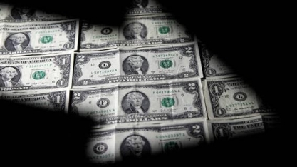 Bolsa cai mais de 2% e dólar vai a R$ 5,08