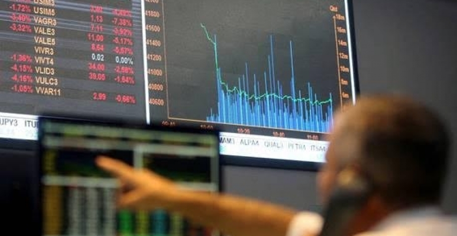  Ibovespa sobe com desaceleração do crescimento nos EUA
