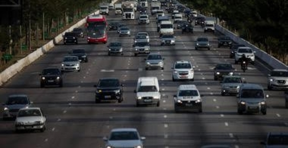Mercado de carros novos desacelera e aguarda medidas de redução de preços a serem anunciadas pelo governo. Foto: Felipe Rau/Estadão