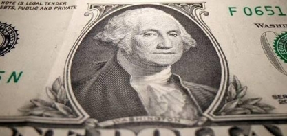 Dólar fecha a R$ 4,89 e atinge menor valor em quase um ano; Bolsa sobe