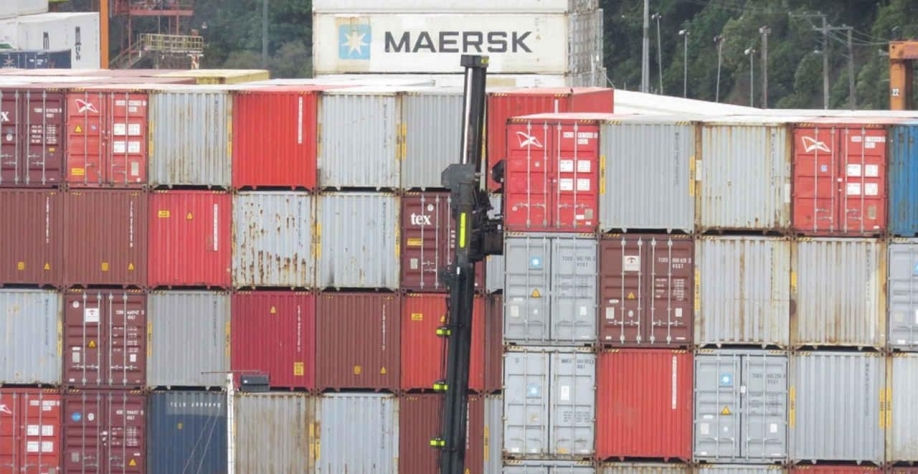 Balança comercial brasileira tem superávit de US$ 8,225 bilhões em abril