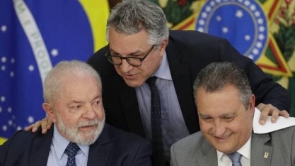 Desarticulação:  Derrota de Lula na Câmara opôs Rui Costa a Padilha