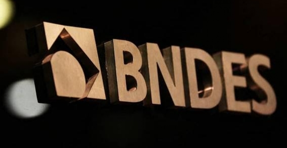 BNDES tem lucro recorrente de R$1,7 bi no 1º tri, queda de 28% ano a ano